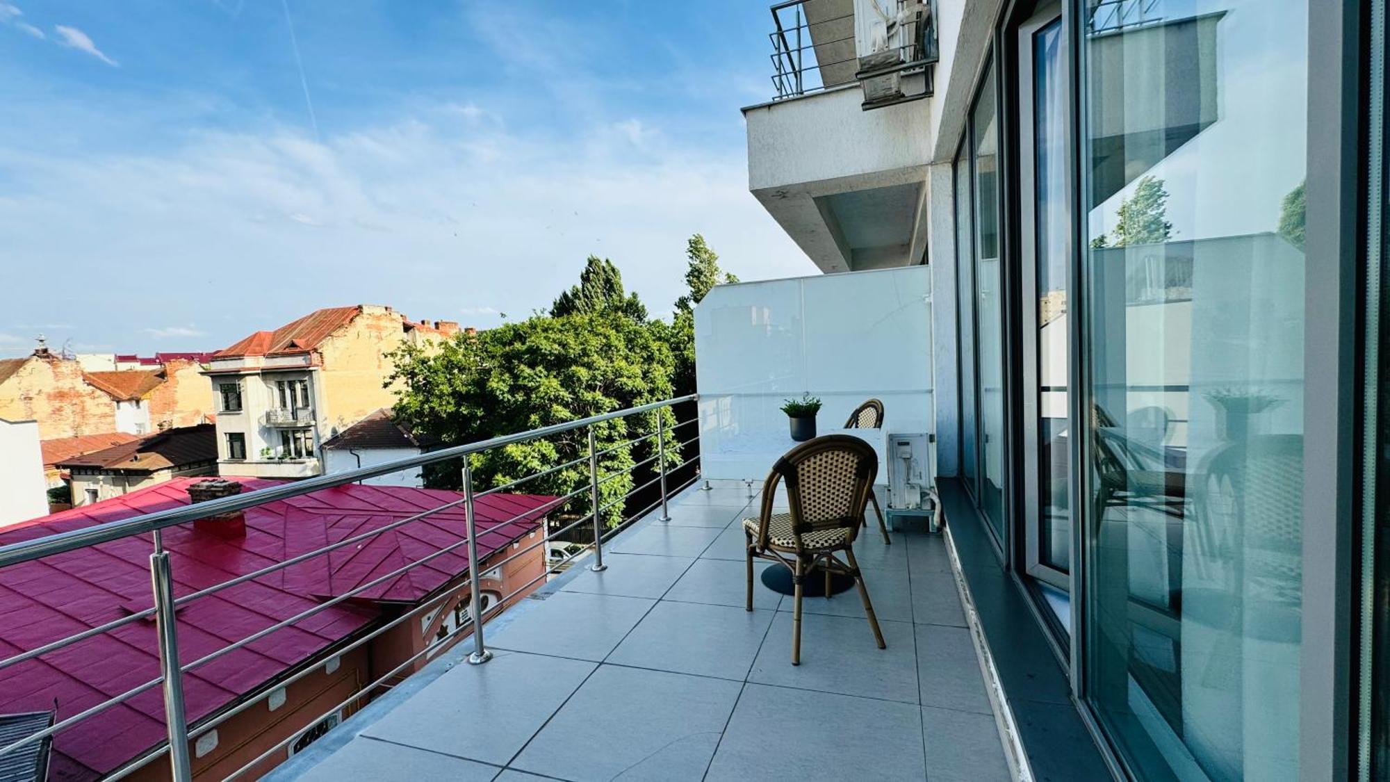 Urban Paradise - Modern Central Accommodation ブカレスト エクステリア 写真